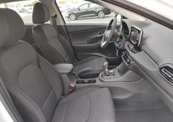 Hyundai I30 cena 98318 przebieg: 5, rok produkcji 2023 z Ostrzeszów małe 254